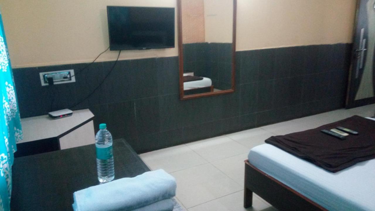 بانفيل Hotel Sarang Lodge المظهر الخارجي الصورة